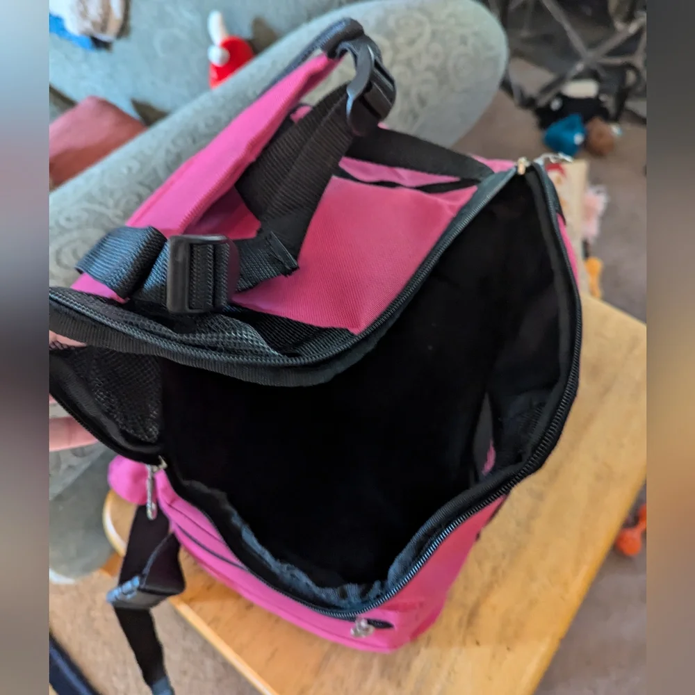 NWOT Dog or Cat Back Pack For 10 LB Pet